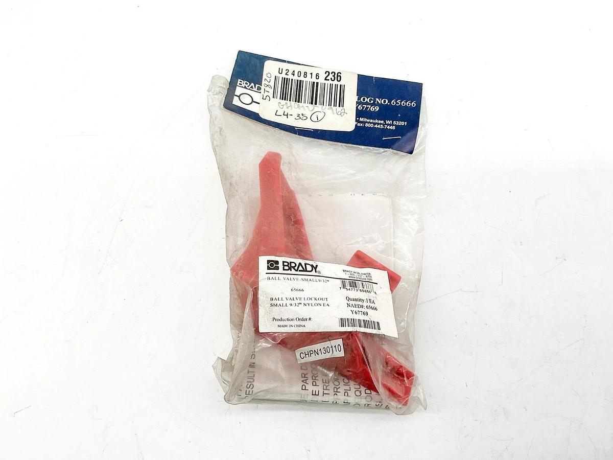 New Lot of 3 Brady 65666 Small Ball Valve Lockout 3/32" Red Nylon Y67769