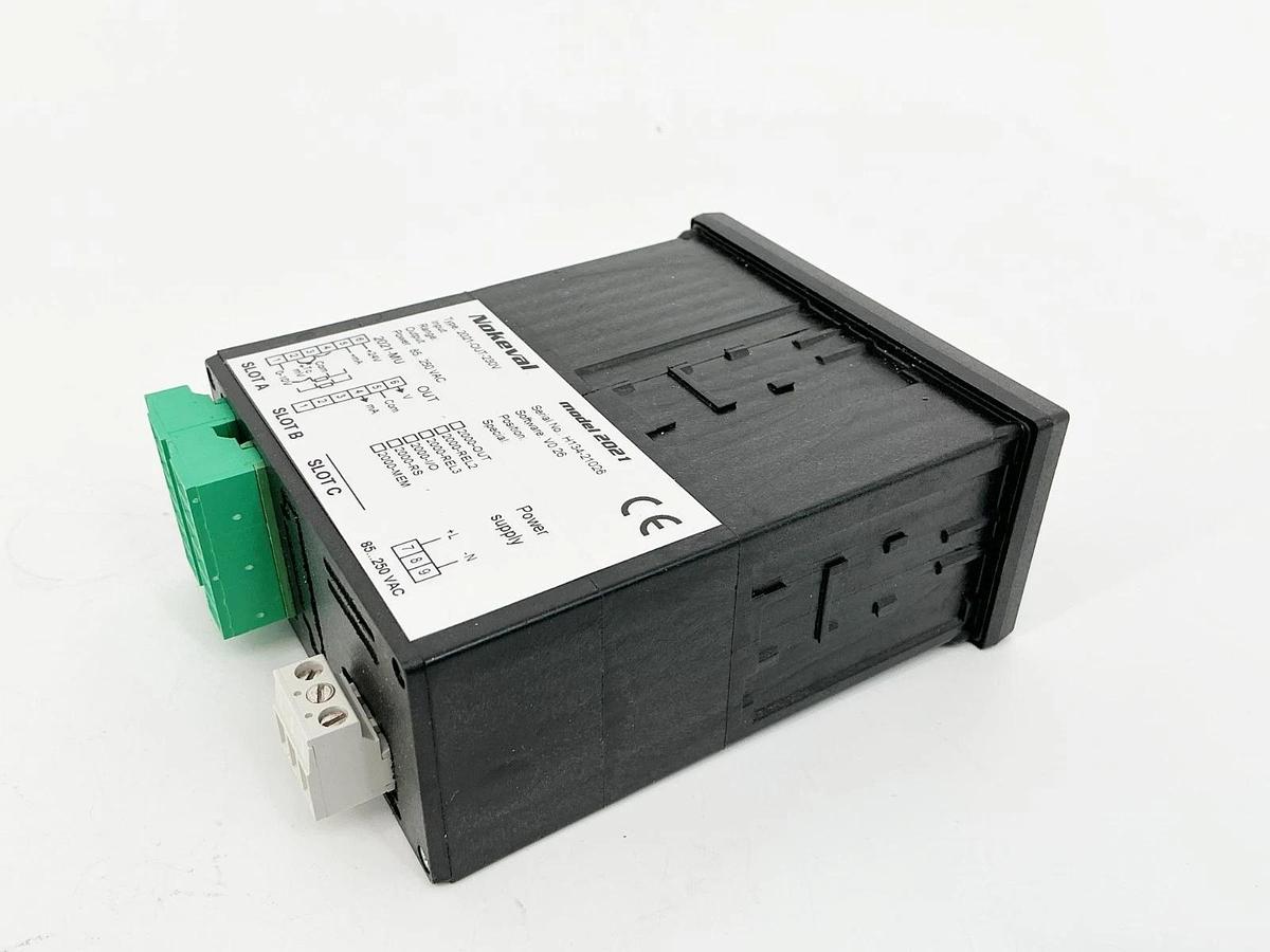 New Nokeval 2021-230V Panel Meter 85-250VAC Model 2021