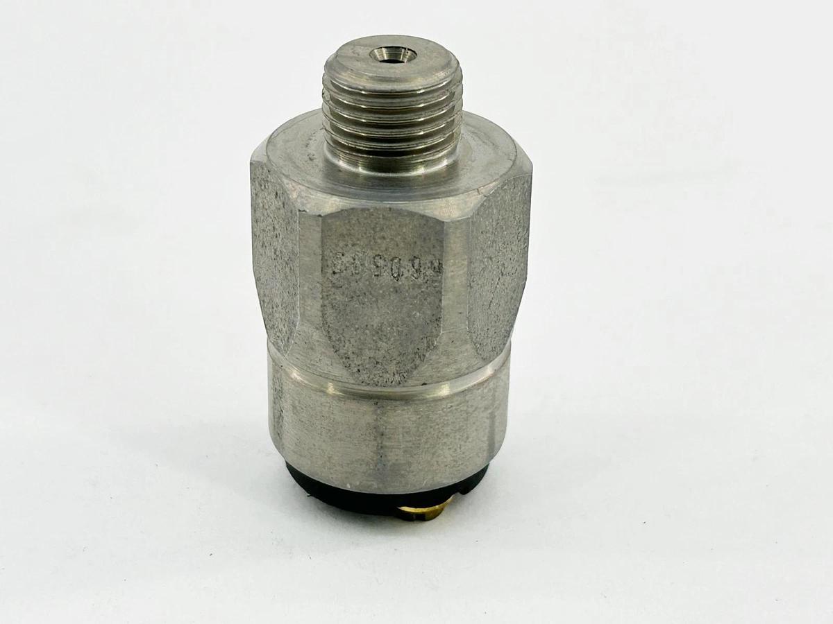 New Suco 0166-40503-1-019 Pressure Switch 10-42V 1/4" BSPP - No Box