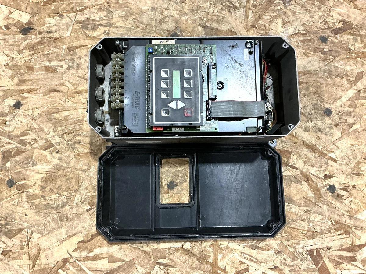 Used Woods WFC4010-0C AC Inverter Drive 3PH 15.4A 460VAC FOR PARTS ONLY