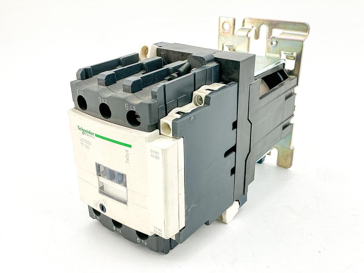New Schneider Electric LC1D50BD Contactor 50A 24VDC 3P 3PH - No Box