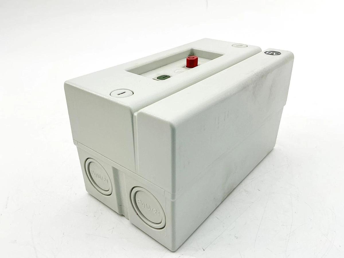 New Allen Bradley 140-E41 Enclosure Ser. C