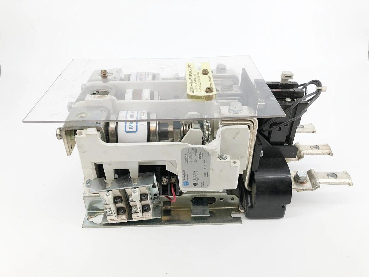 New Westinghouse V200M5CJC Vacuum Starter Size 5 110/120V 270A No Lugs - No Box