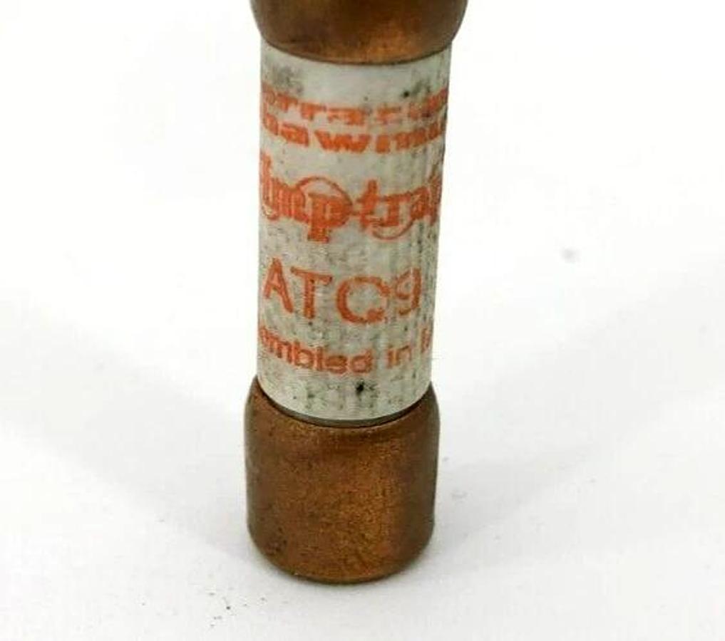 Lot of 5 New Ferraz Shawmut ATQ9 Time Delay Fuses 9 A 500VAC