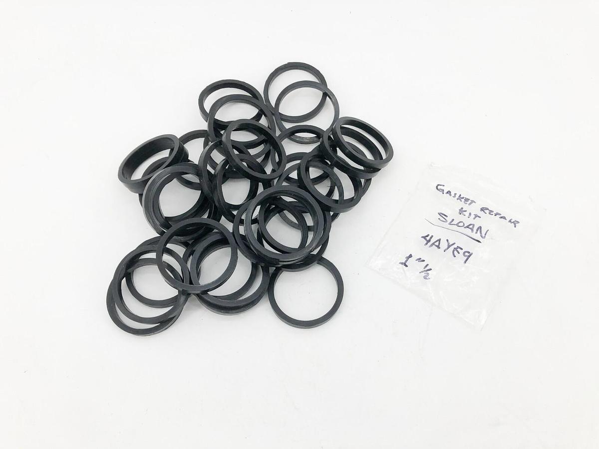 Lot of 40 New Sloan 4AYE9 Gaskets