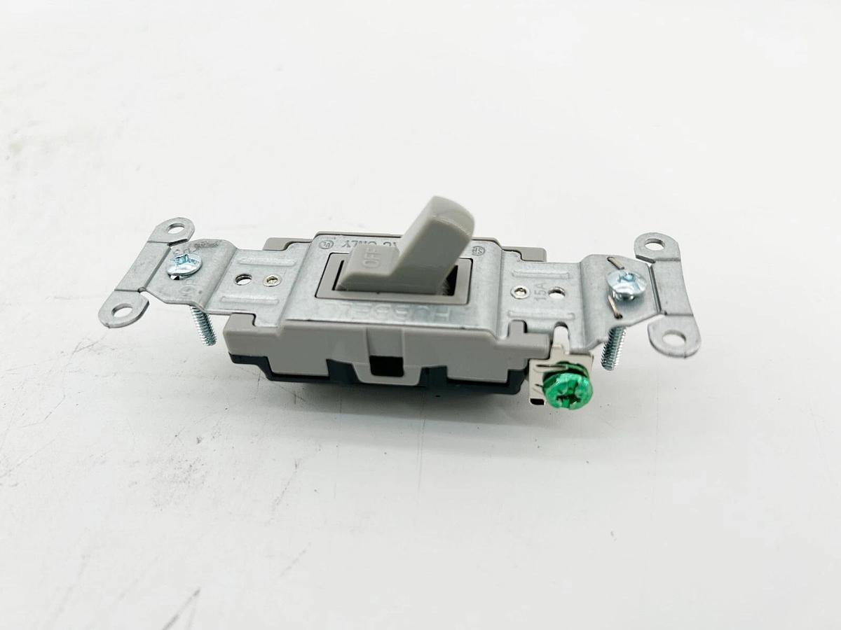 New Lot of 4 Hubbell CS115GY Single Pole Switch Gray 15A 120/277Vac