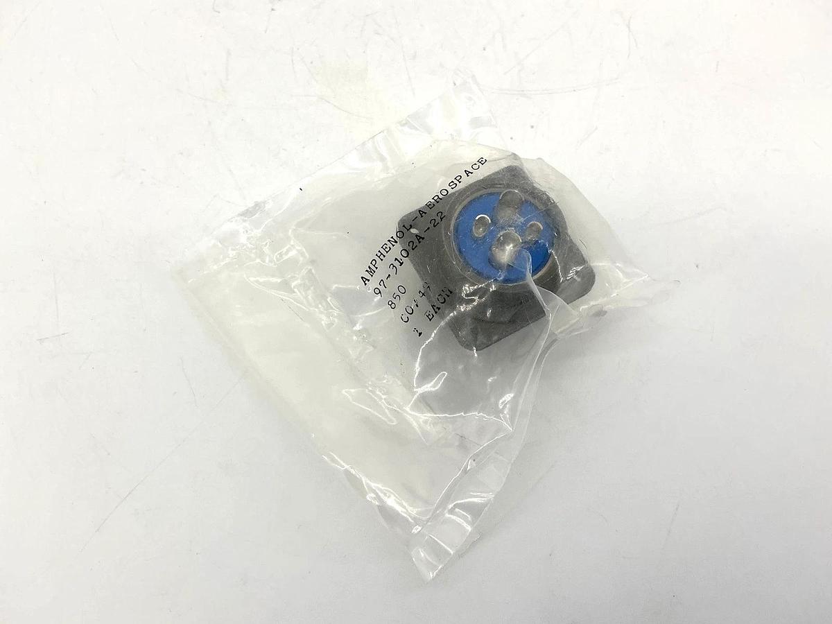 Lot of 2 New Amphenol 97-3102A-22 Connector Receptacle Male/Female 4-Pin
