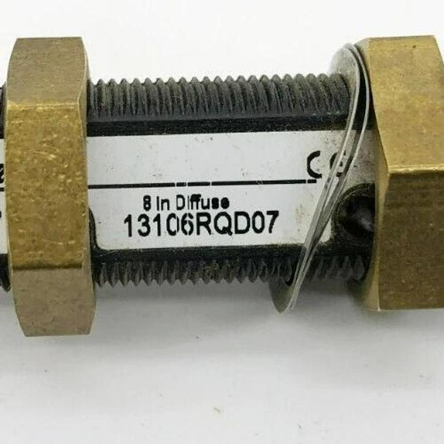 Used Eaton 13106RQD07 Photoelectric Sensor 10-30VDC Ser. A3