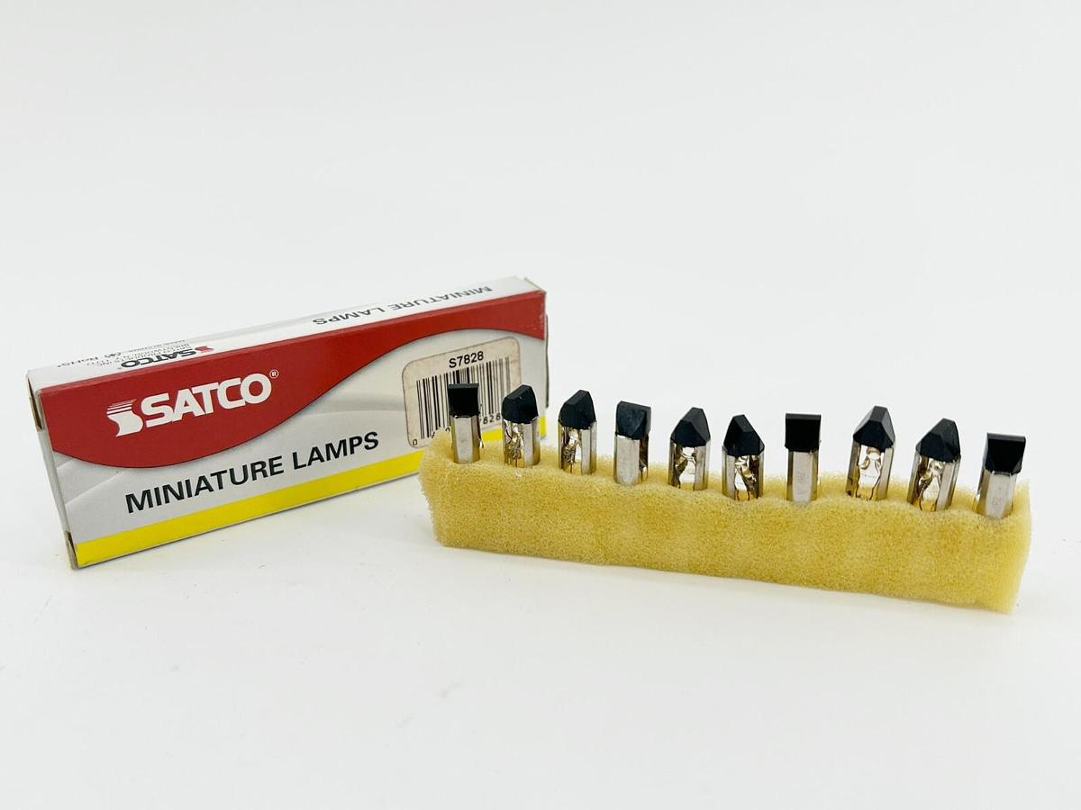 New Box of 10 Satco 28PSB Miniature Incandescent Lamp 28V 1.12W 5000HRS