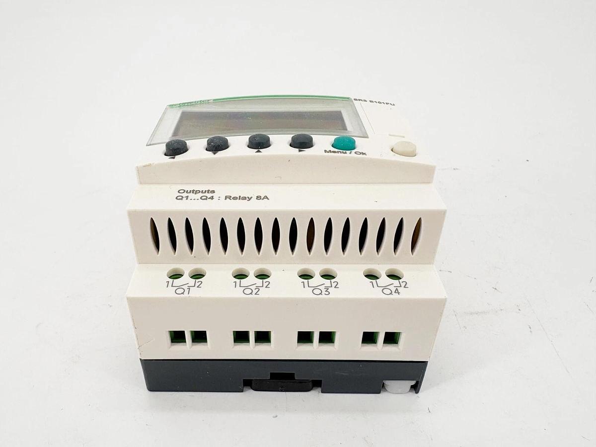 New Schneider Electric SR3B101FU Modular Smart Relay 100-240VAC