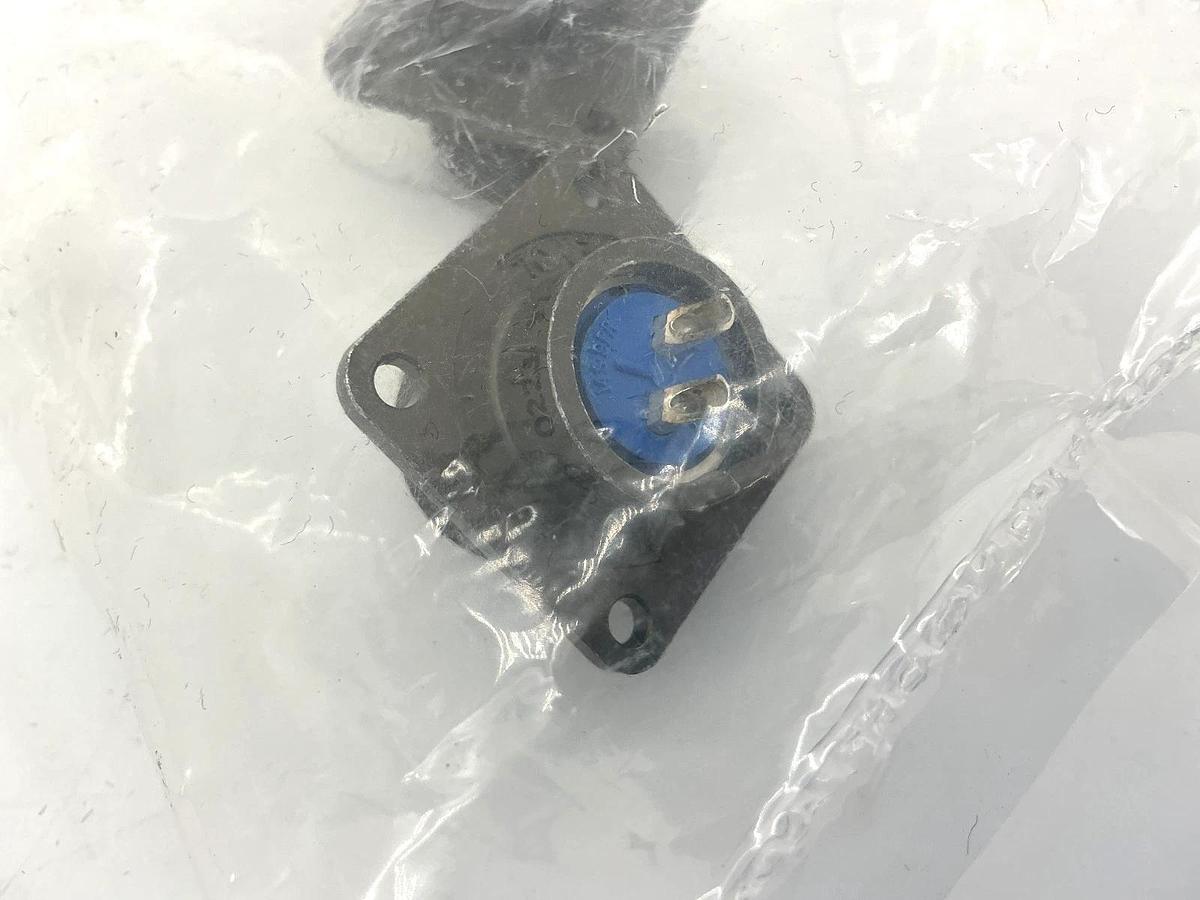 Lot of 2 New Amphenol 97-3102A14S-9PY Connector Receptacle Male 2-Pin