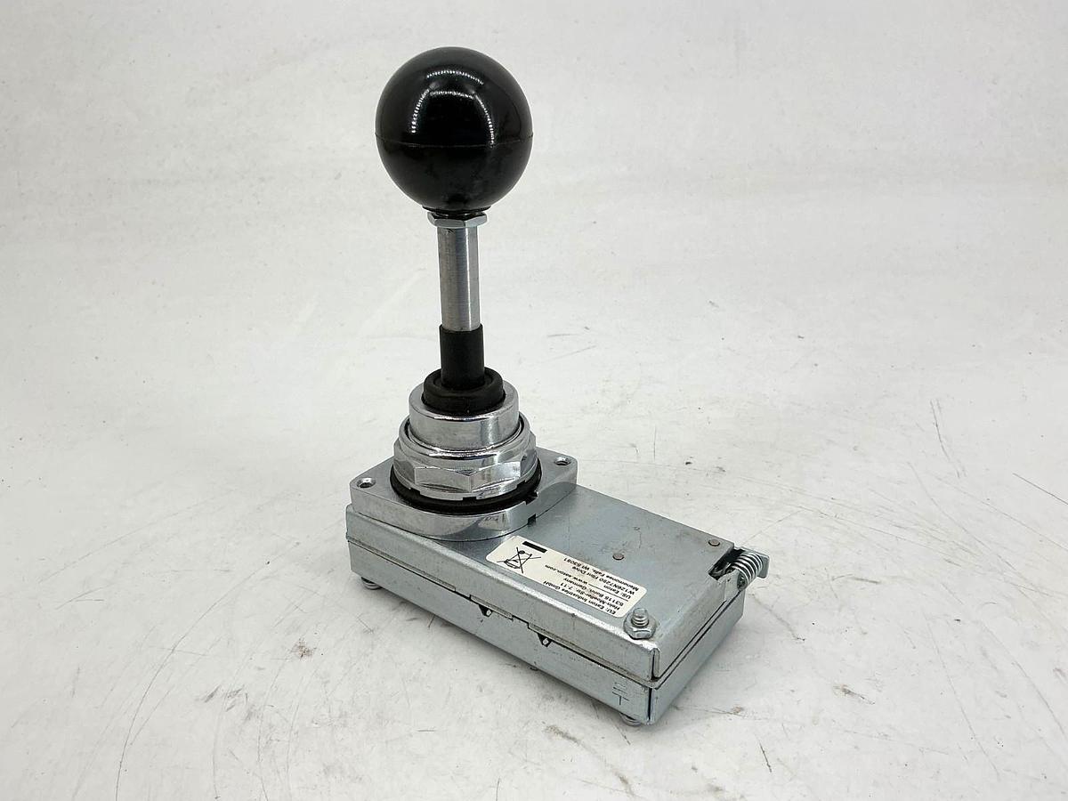 New Eaton 10250T451 Ser A2 4Pos Joystick Operator Momentary No Latch - No Box