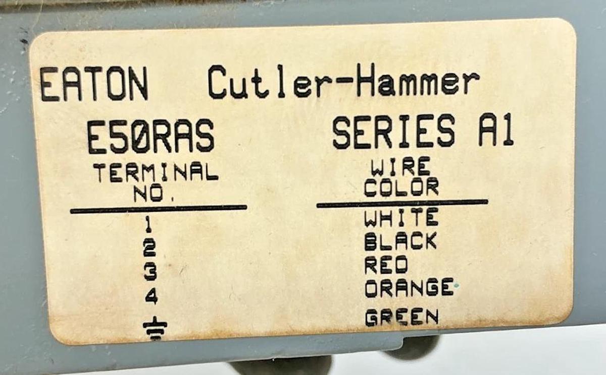 New Eaton Cutler-Hammer E50RAS Limit Switch with 8ft Cable