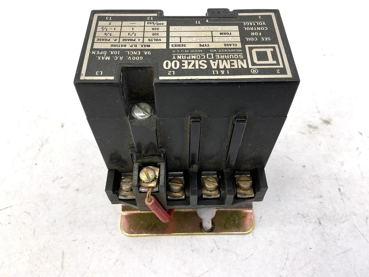 Used Square D 8502AG-2 Ser B Magnetic Contactor Nema Size 00 10A 600V