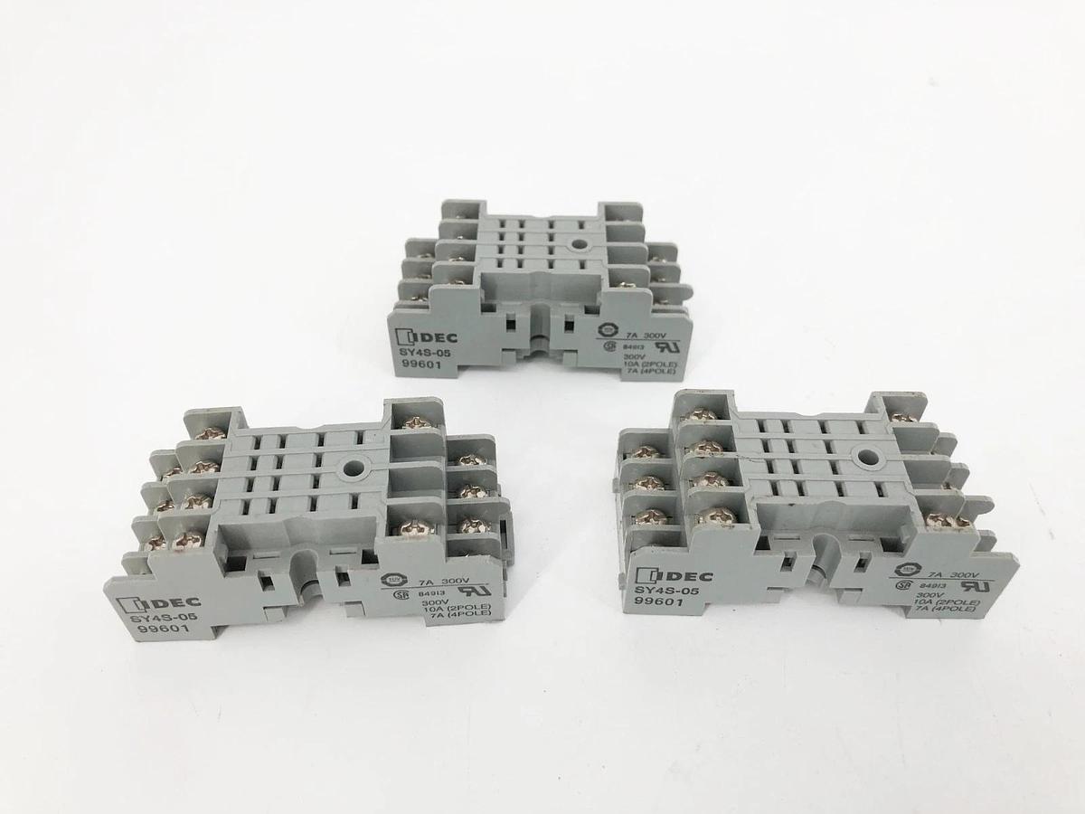 Lot of 3 New Idec SY4S-05 Relay Socket Bases 300V - No Box