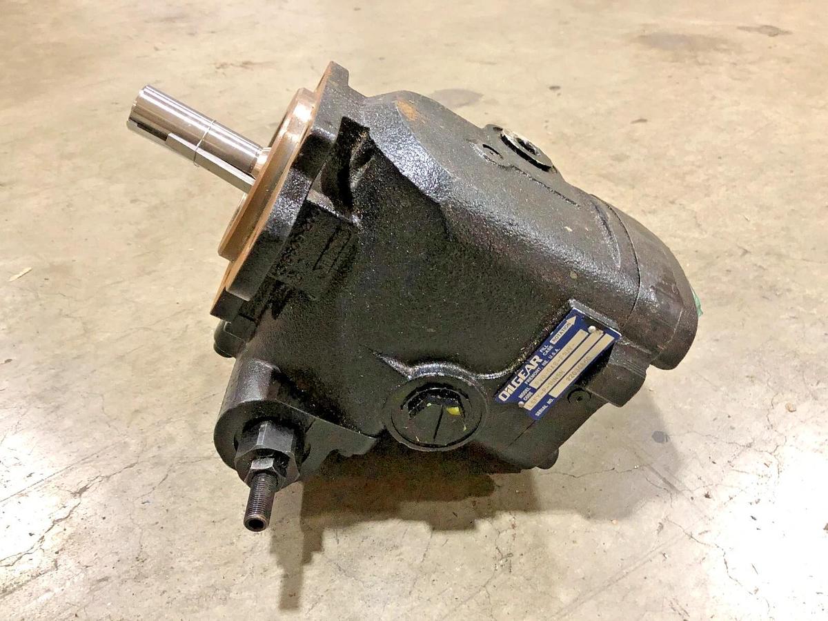 New Oilgear PVG-048-F1UV-LSFY-P-1NNSN Axial Piston Variable Pump 1" Shaft