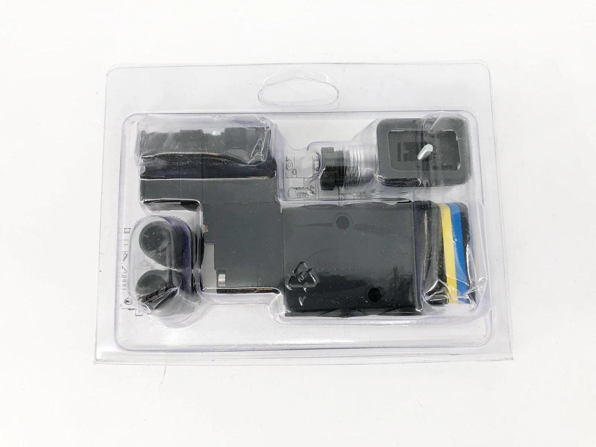 New Nordson 1053894 Solenoid Valve 24VDC 5.4W 0.23A