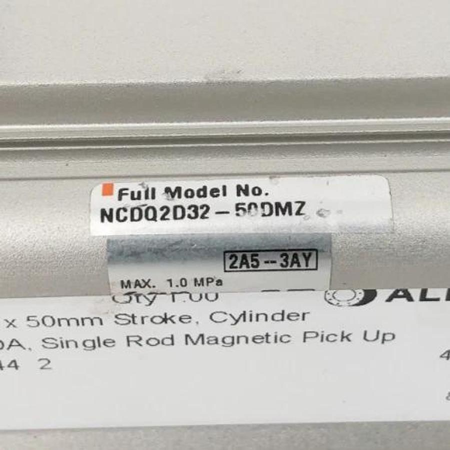 New SMC NCDQ2D32-50DMZ Compact Cylinder 32mm Bore 50mm Stroke 1.0MPa - No Box