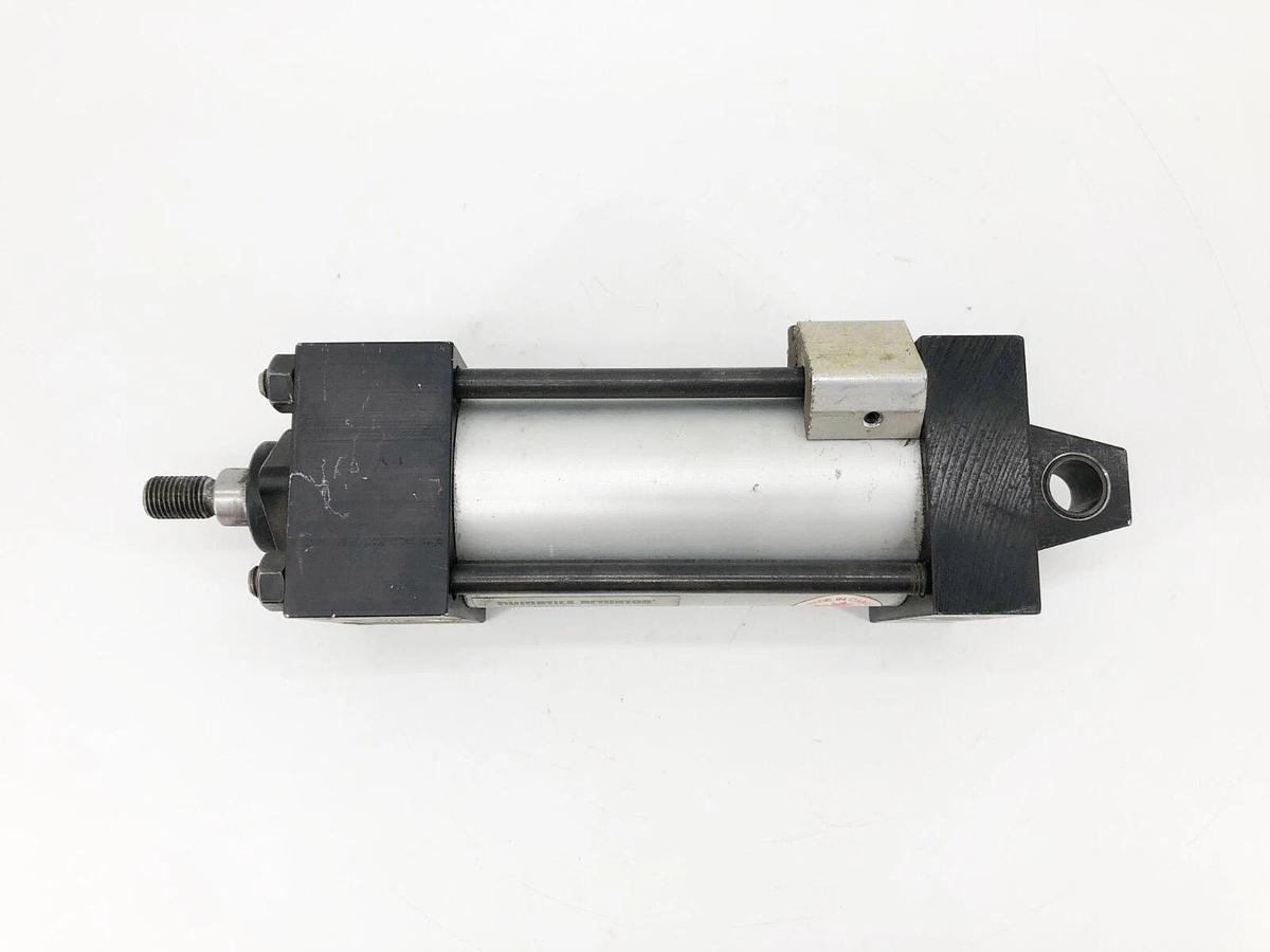 Used Numatics P3AL-03A1D-AAA2 Pneumatic Cylinder 2" Bore 3" Stroke