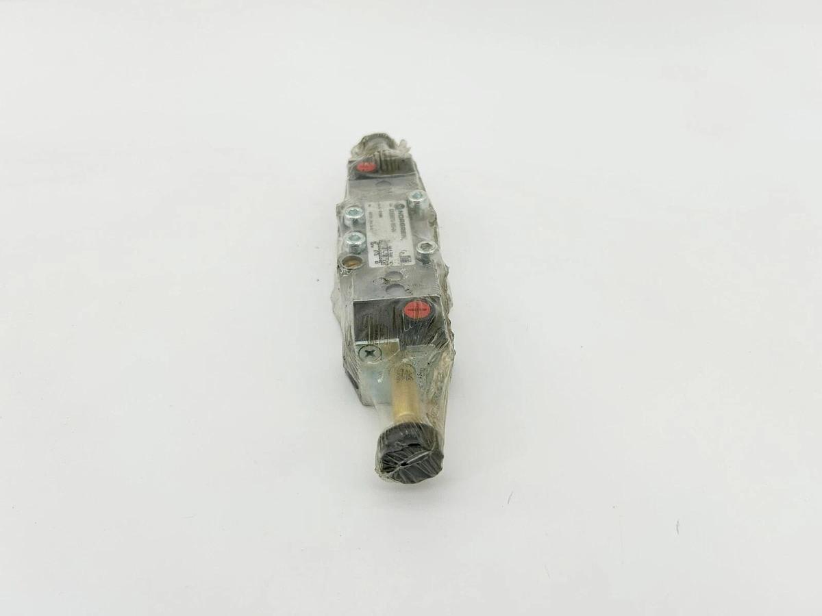 New Norgren SXE9873-165-00 Solenoid Valve, 16 bar