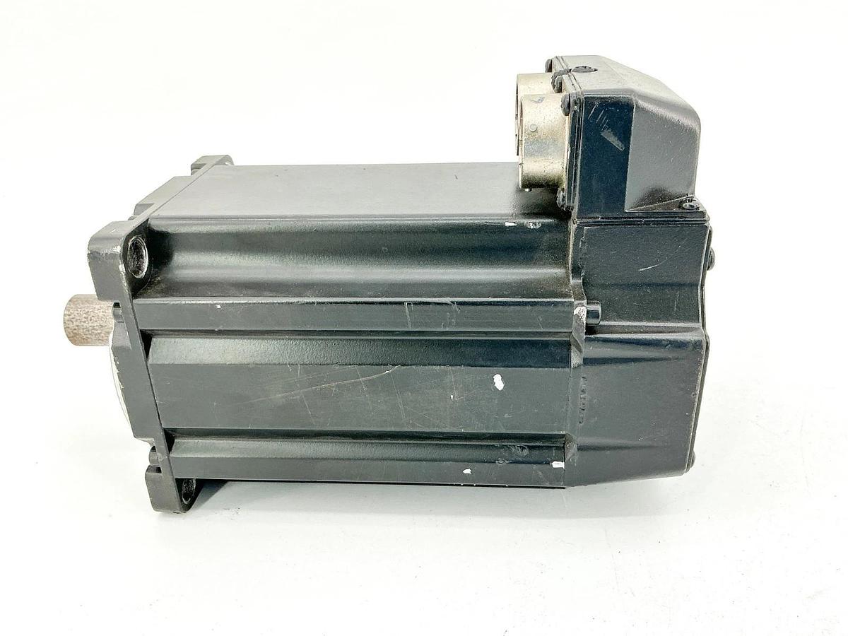 Used Allen Bradley MPL-B430P-SJ22AA Servo Motor 5000RPM 2.4KW 3PH 460V Ser.A
