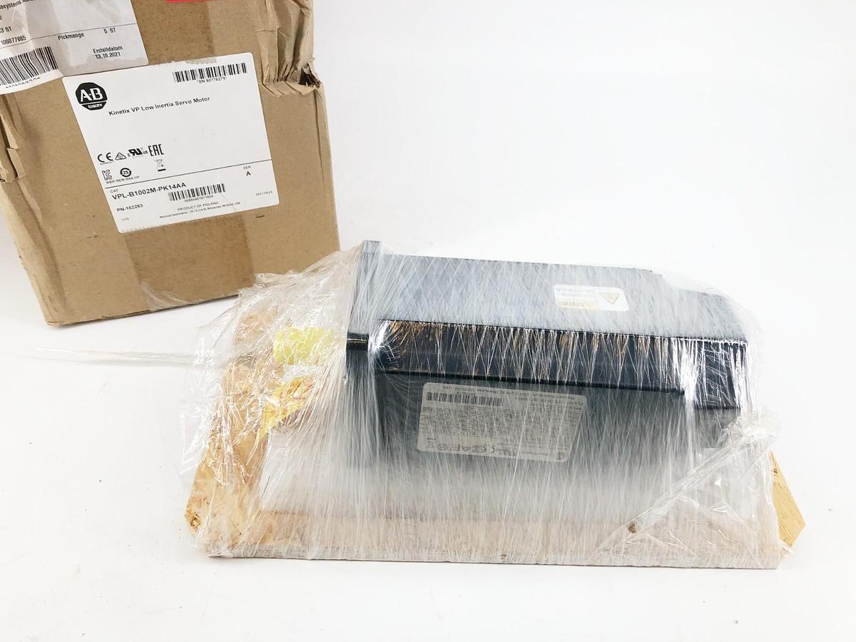 New Allen Bradley VPL-B1002M-PK14AA Ser. A Kinetix VP Low Inertia Servo Motor