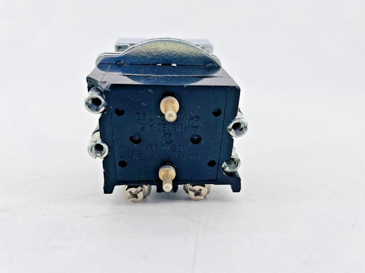 New Cutler Hammer 42-2671A Transformer w/ Pilot Light 120V 6V Lamp