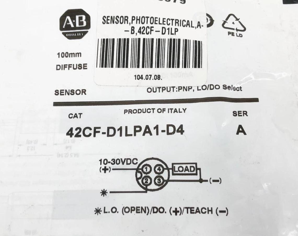 New Allen Bradley 42CF-D1LPA1-D4 Ser. A Diffuse Sensor 10-30VDC