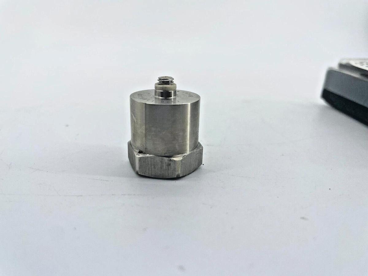 Used Bruel & Kjaer 4370 Accelerometer Top Connector No Cable