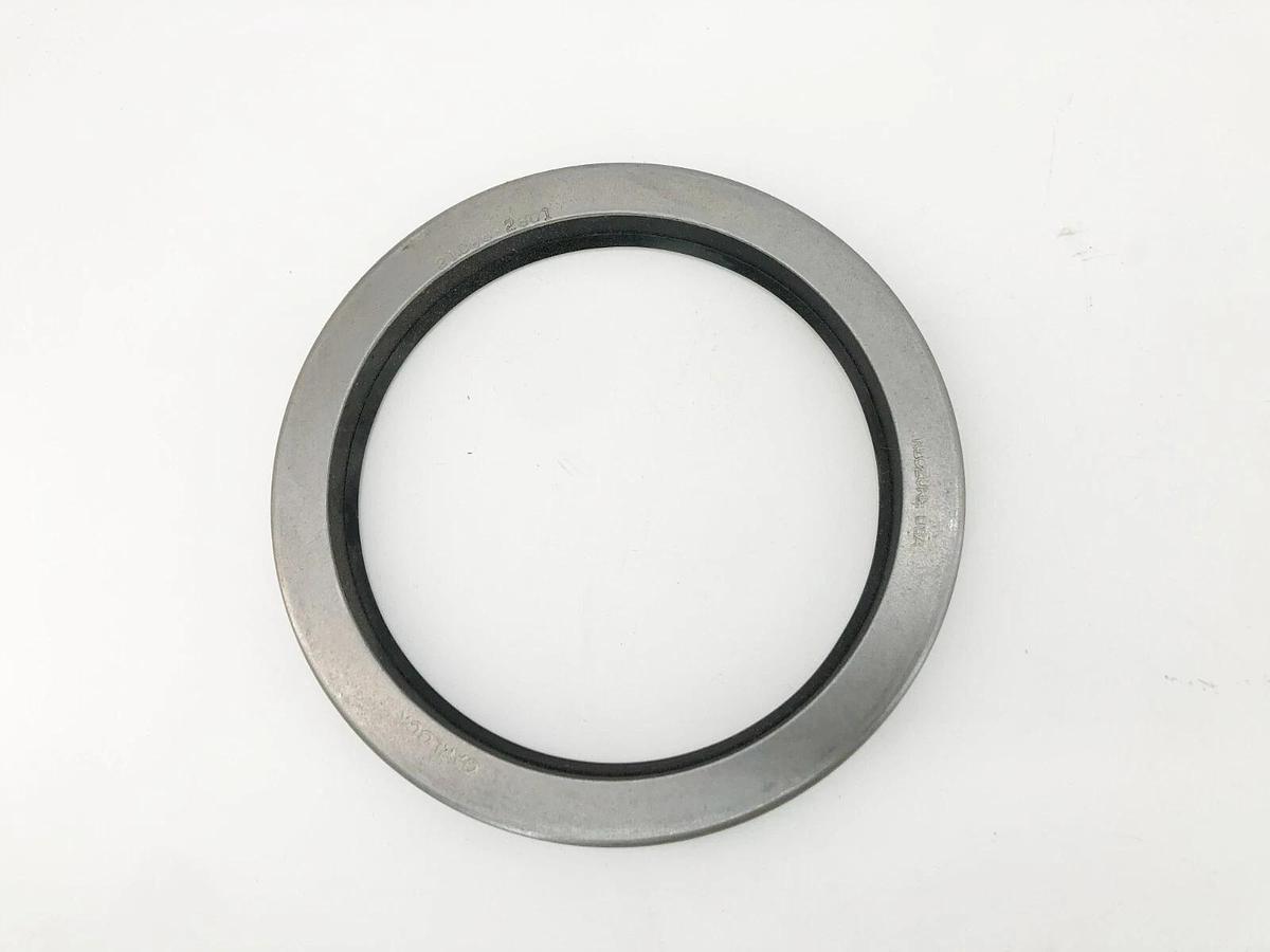 New Garlock 21086-2801 Model 53 Oil Seal 4.625" ID 5.750" OD 0.5" Width