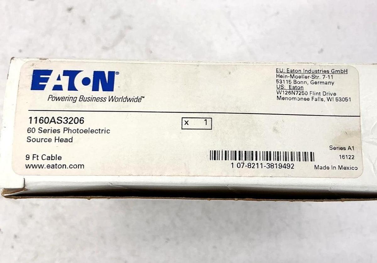 New Eaton 1160AS3206 Ser A1 60 Series Photoelectric Sensor Source Head 9ft Cable