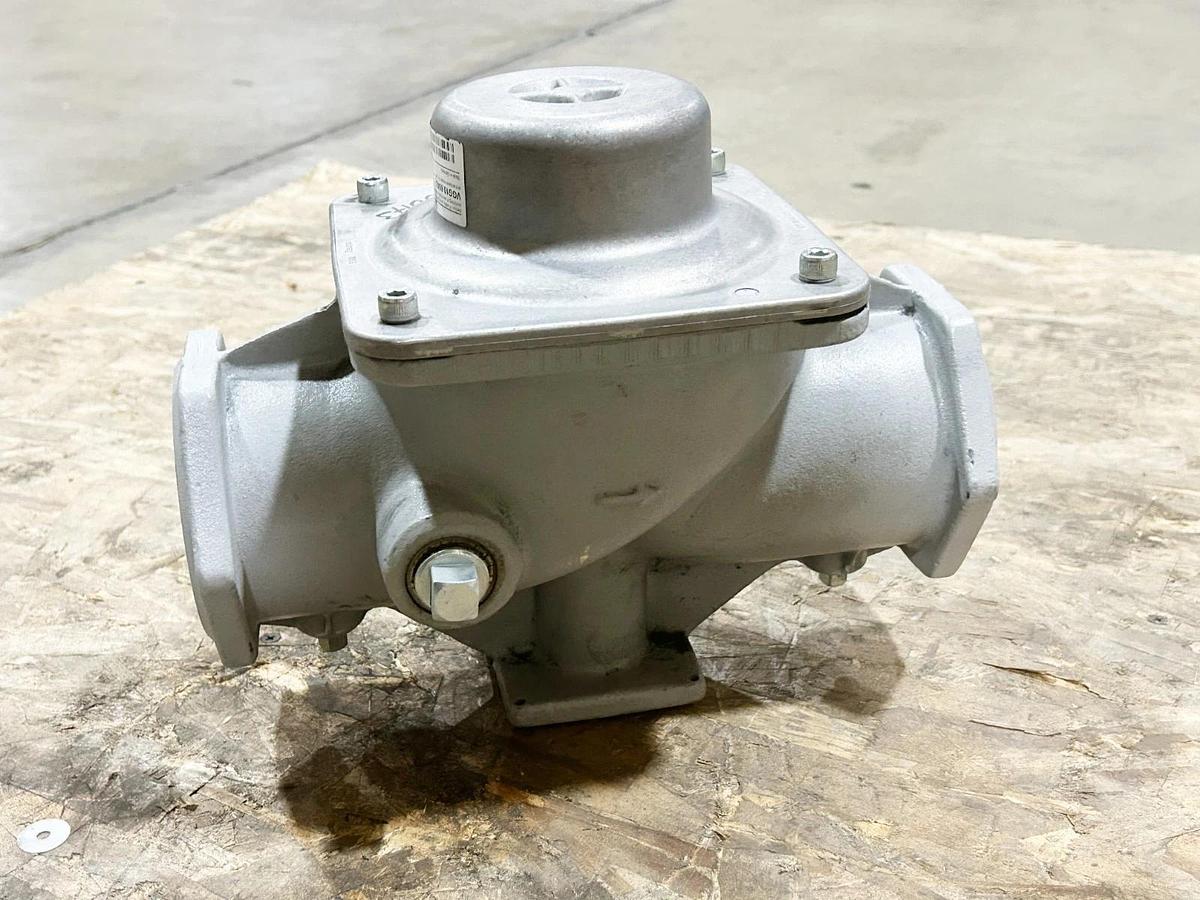New Siemens VGG10.804U Safety Shut Off Gas Valve 3" 10PSI - No Box