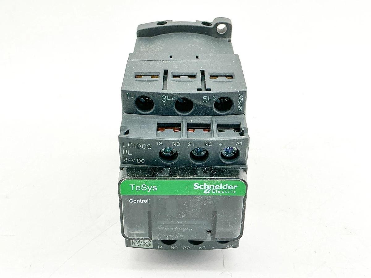 New Schneider Electric LC1D09BL Contactor 3P 24V 5HP 036107