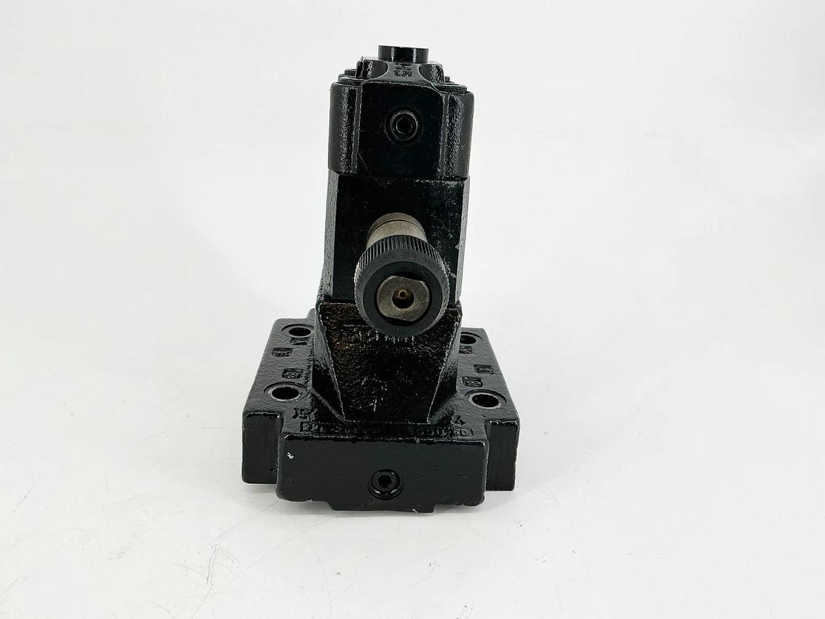 New Denison VV01-321-W01-E5-026-36619-P Hydraulic Valve 0115253 350Bar - No Box