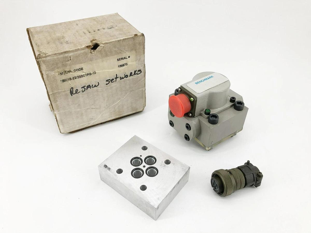 New Benchmark BM15-22/200C1PG-10 Servo Valve