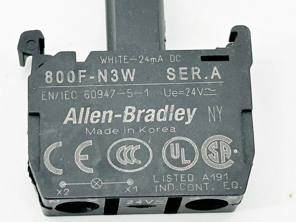 New Lot of 2 Allen Bradley 800F-N3W Lamp Module Integrated LED 24V AC/DC