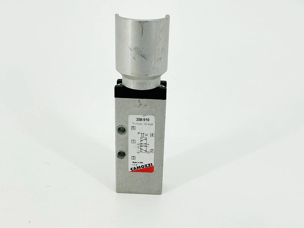 Used Camozzi 358-910 Push/Pull Knob Valve 10Bar
