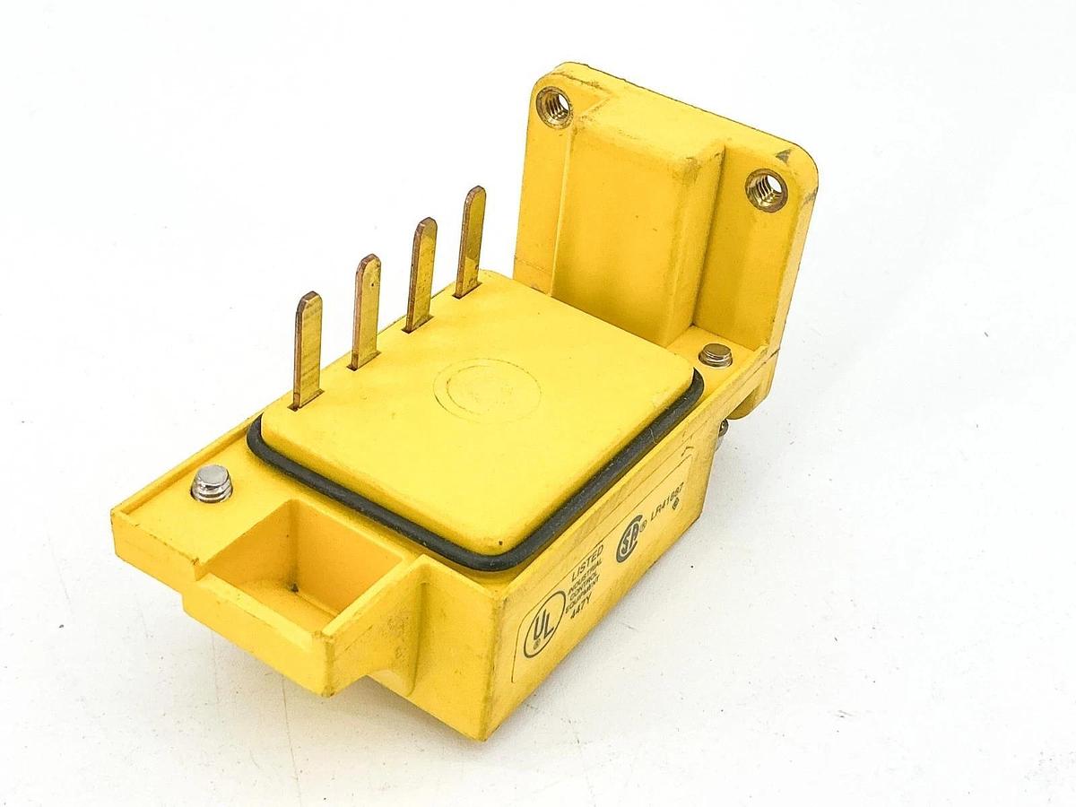 New Banner RPBR Maxi-Beam Power Block 4P 240VAC 12/30VDC 26132 - No Box