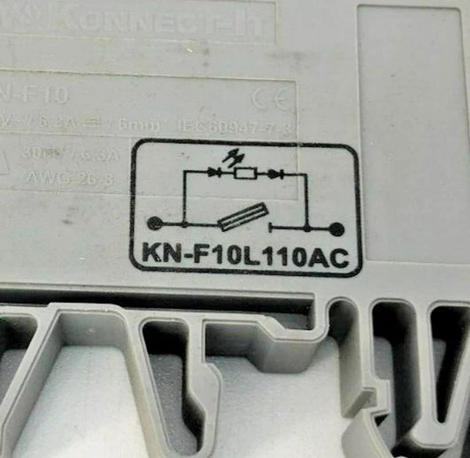 Lot of 12 New Konnect-It KN-F10L110AC Fuse Holders 5x20mm 110VAC