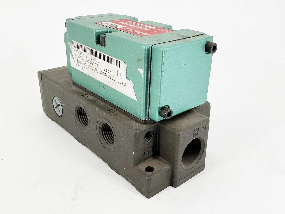 New Numatics 554JA43AO Solenoid Valve 150PSIG - No Box