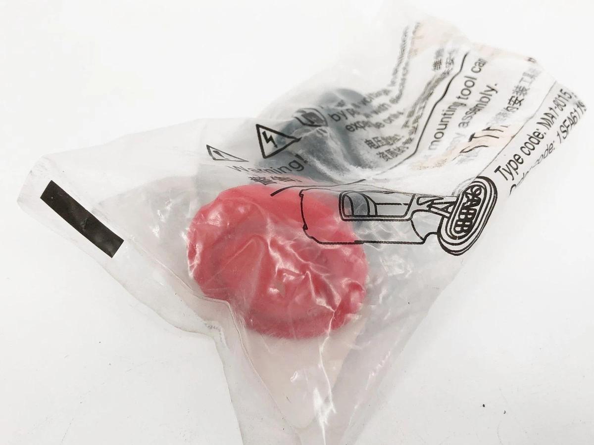 New ABB CE4P-10R-02 Red Emergency Stop Button 1SFA619551R1051