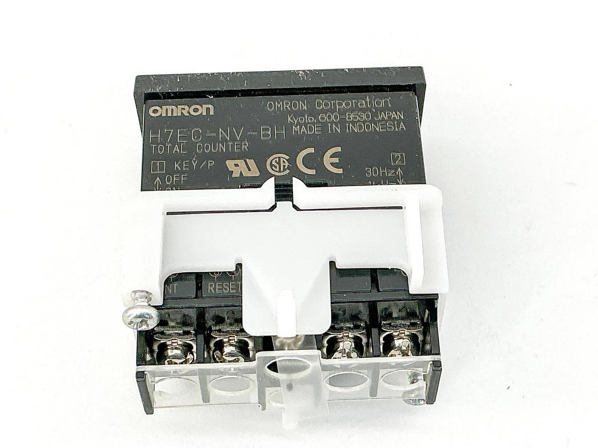 New Omron H7EC-NV-BH Count Totalizer 8 Digit