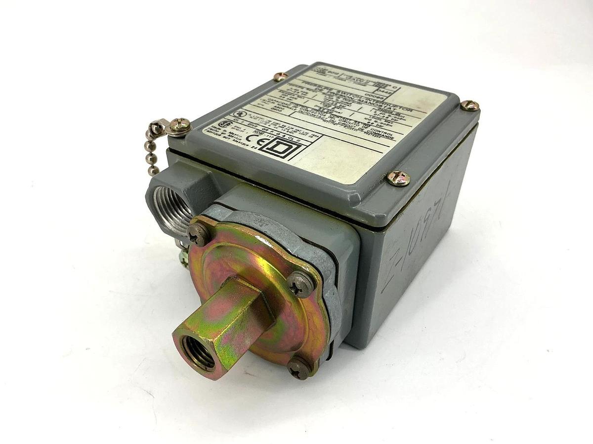 New Square D 9012GAW-2 Ser C Pressure Switch 1-40PSIG 600VAC 9012GAW2 - No Box
