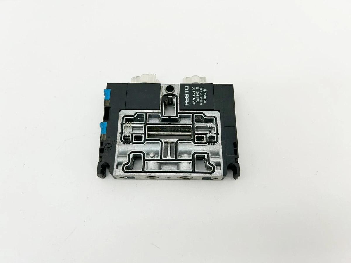 New Festo CPV10-M1H-2X3-OLS-M7 Solenoid Valve, 161417, 21VDC, MSZC-3-21 DC