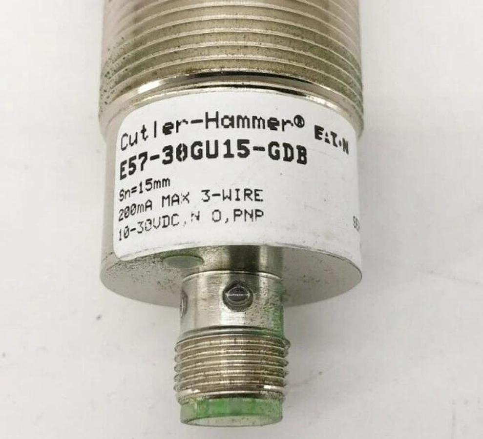 Used Eaton E57-30GU15-GDB Proximity Sensor 15mm Range 10-30VDC 4 Pin
