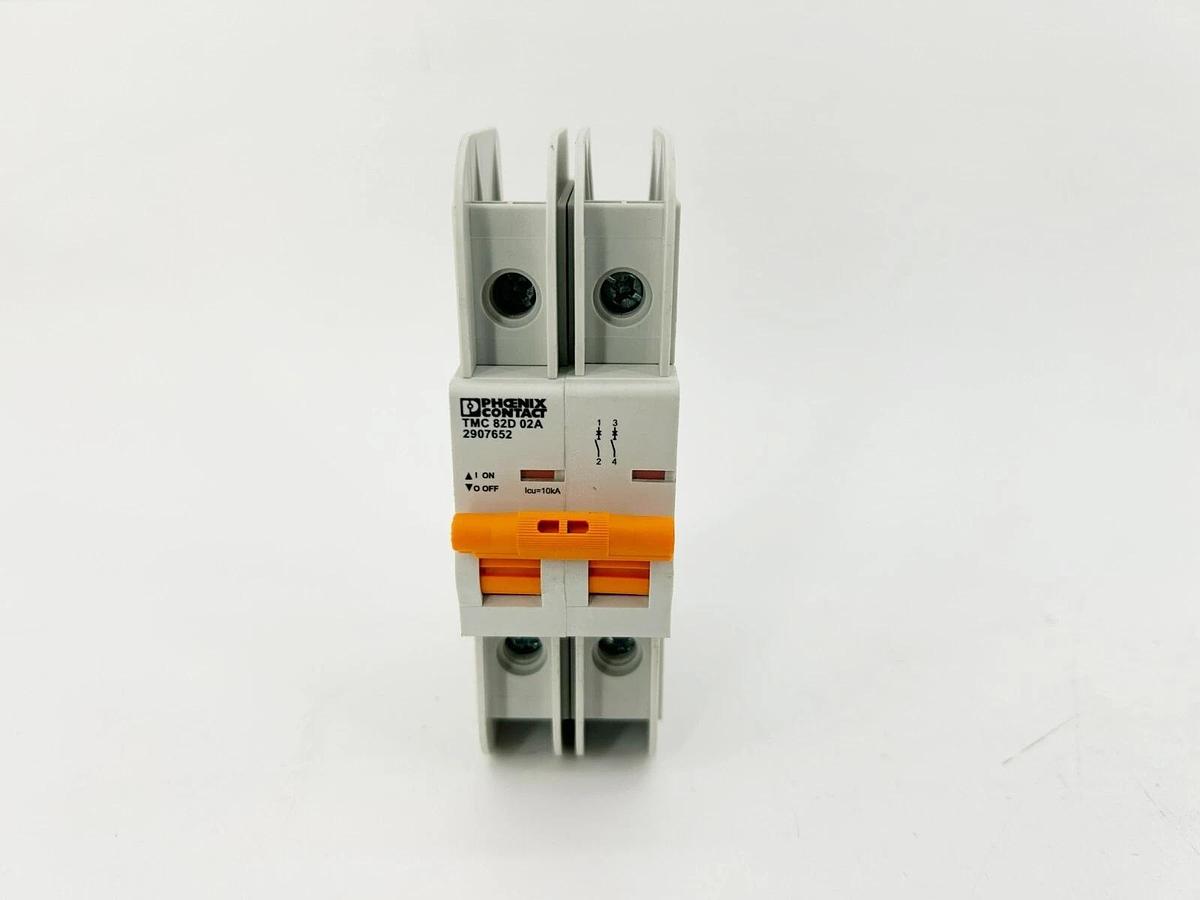 New Phoenix Contact TMC 82D 02A Circuit Breaker 240VAC 2907652