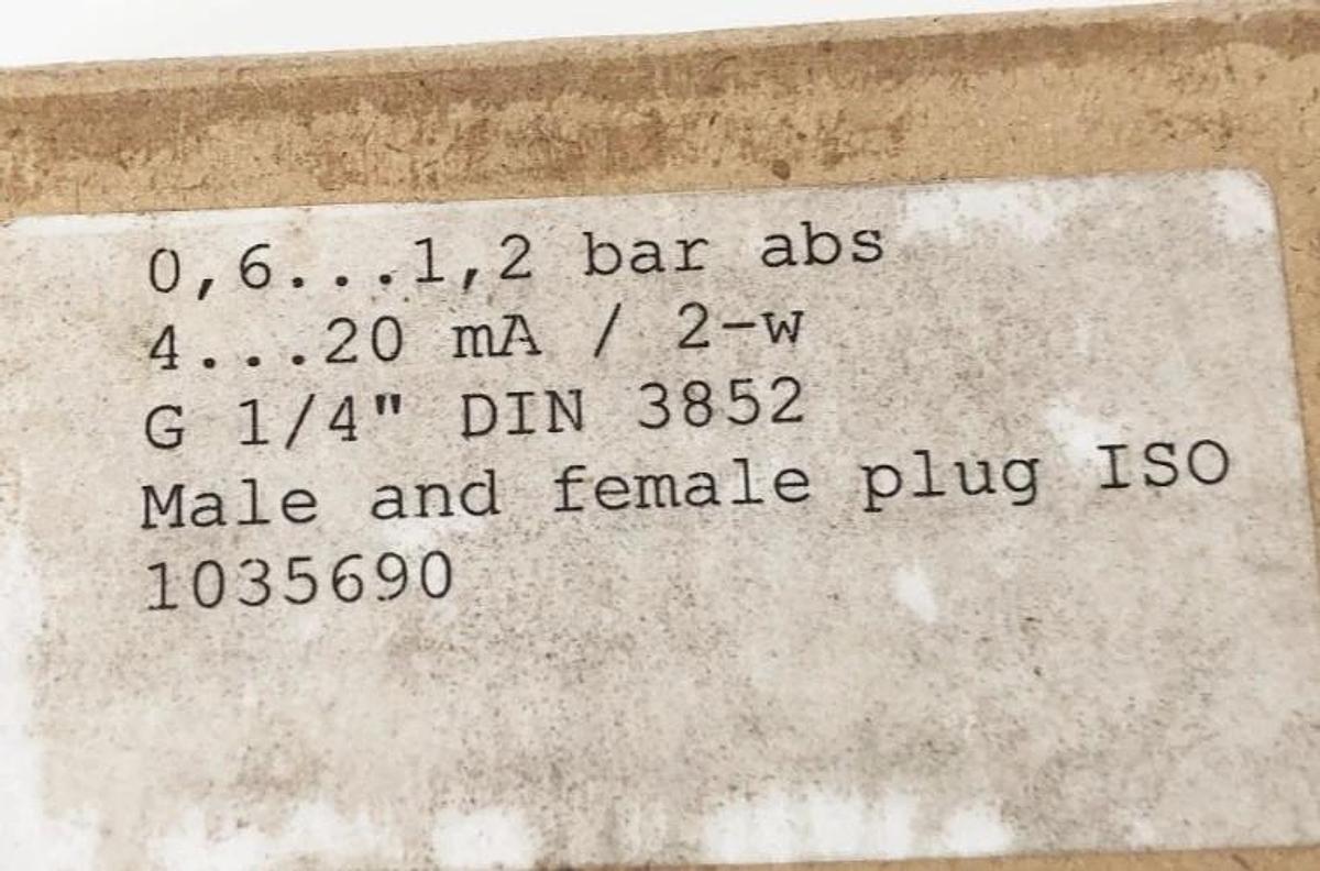 New BD Sensors 26.600-D097-A-1-100-300-1-500 Pressure Transmitter 0.6-1.2 Bar