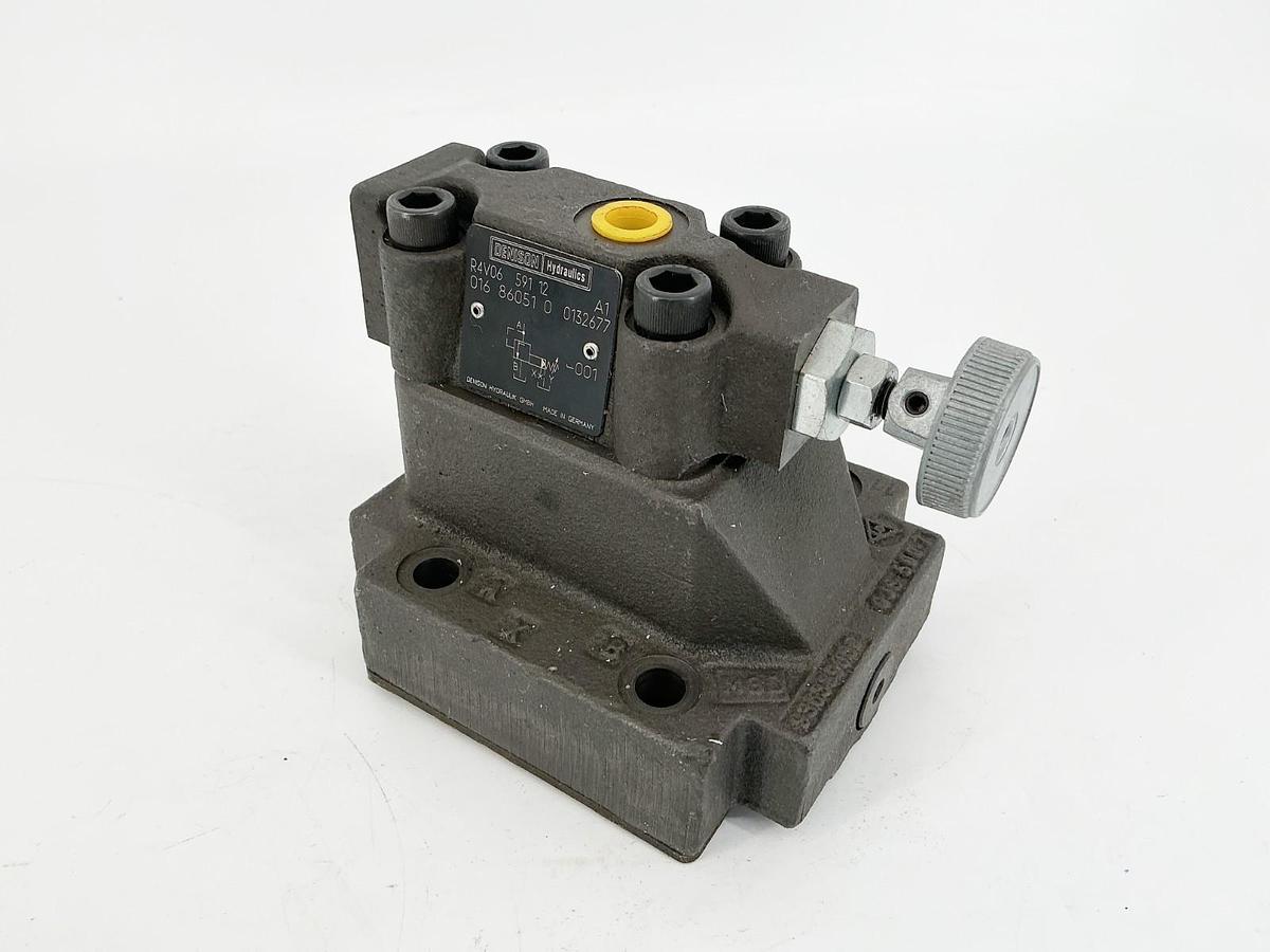 New Denison R4V06-591-12-A1 Pressure Relief Valve S26 34683 0 - No Box