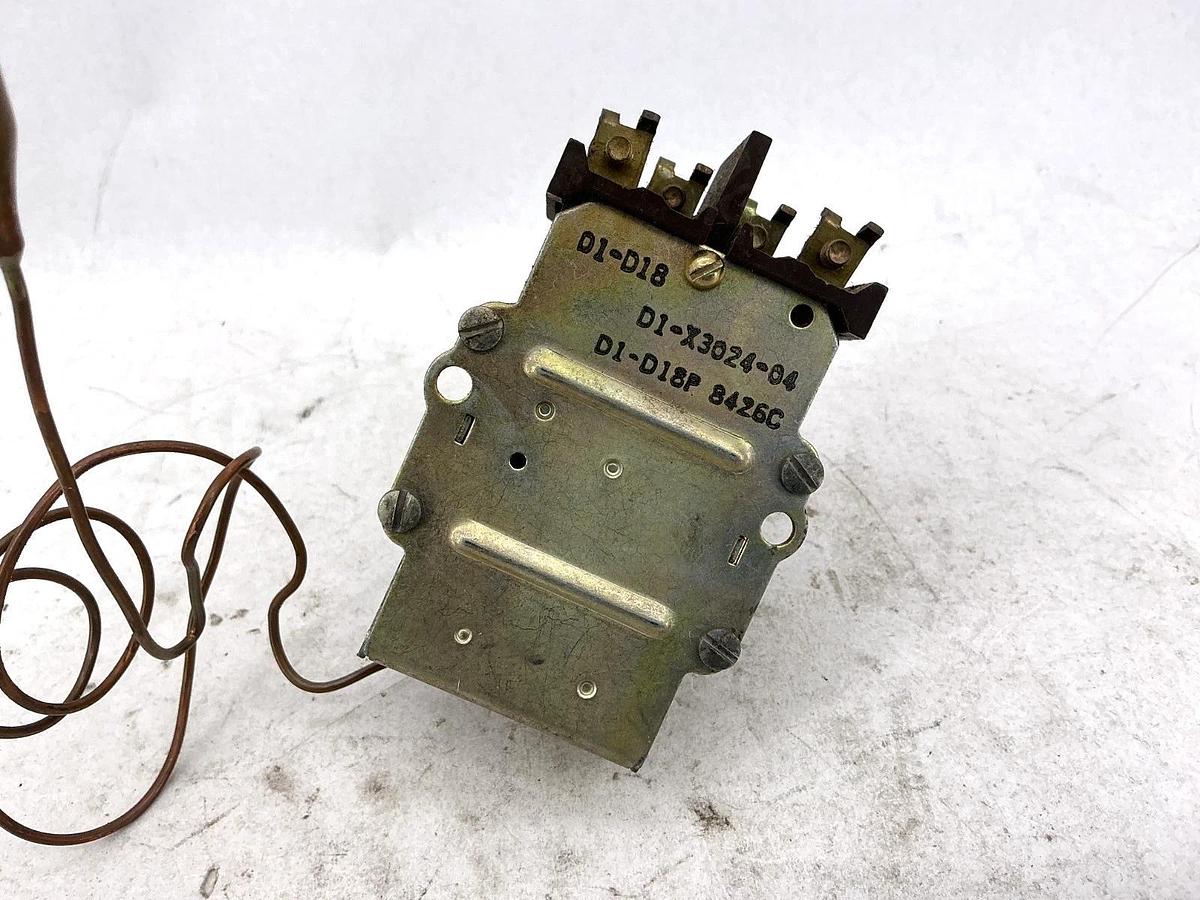 Used RobertShaw Chromalox 300-048518-013 Thermostat 50-250F