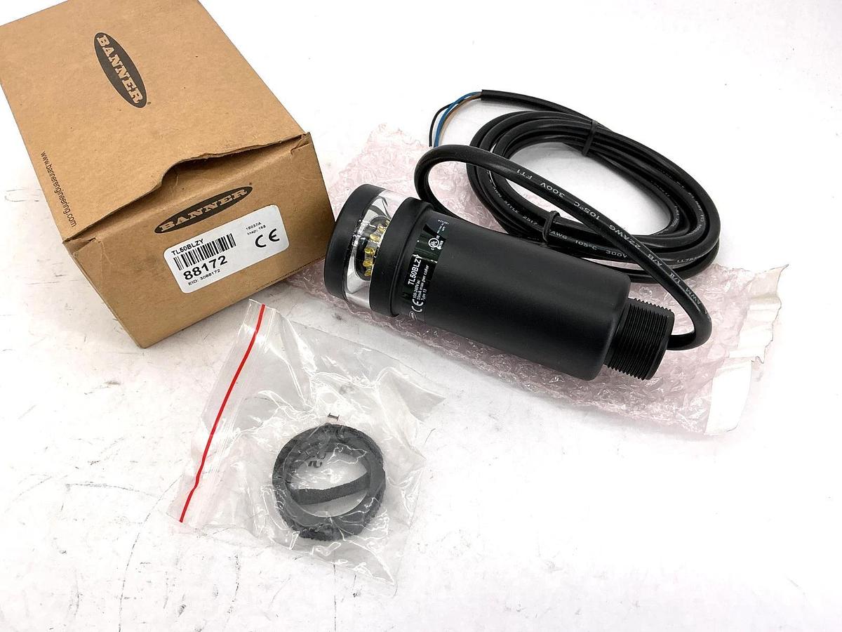 New Banner TL50BLZY Beacon Tower Light 1-Color Indicator 4-Wire 100/240VAC